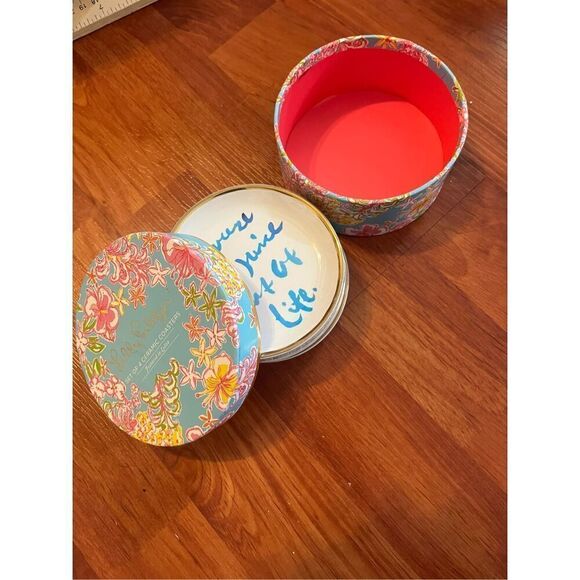 Set of 4 Lilly Pulitzer Ceramic Gold Rim Coasters 3.75" BREAKWATER BLUE LOLITA - Picture 10 of 13